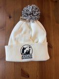 Off white/mocha pom-pom hat